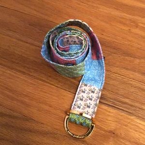 Vineyard Vines silk belt